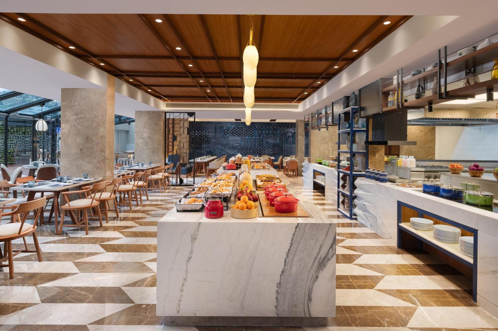 Courtyard By Marriott Goa Colva Hotel Ngoại thất bức ảnh