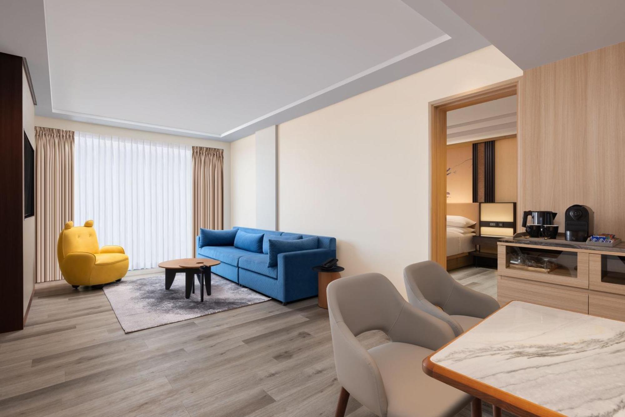 Courtyard By Marriott Goa Colva Hotel Ngoại thất bức ảnh