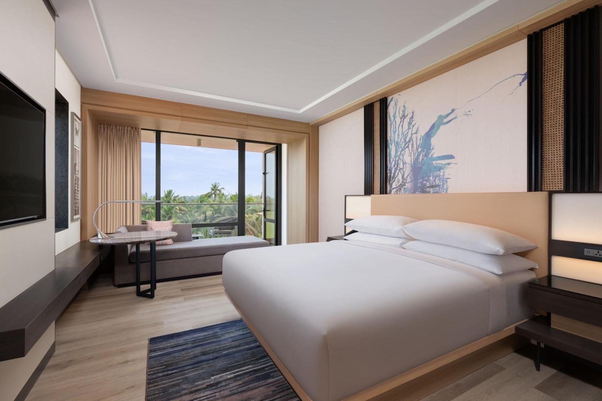 Courtyard By Marriott Goa Colva Hotel Ngoại thất bức ảnh