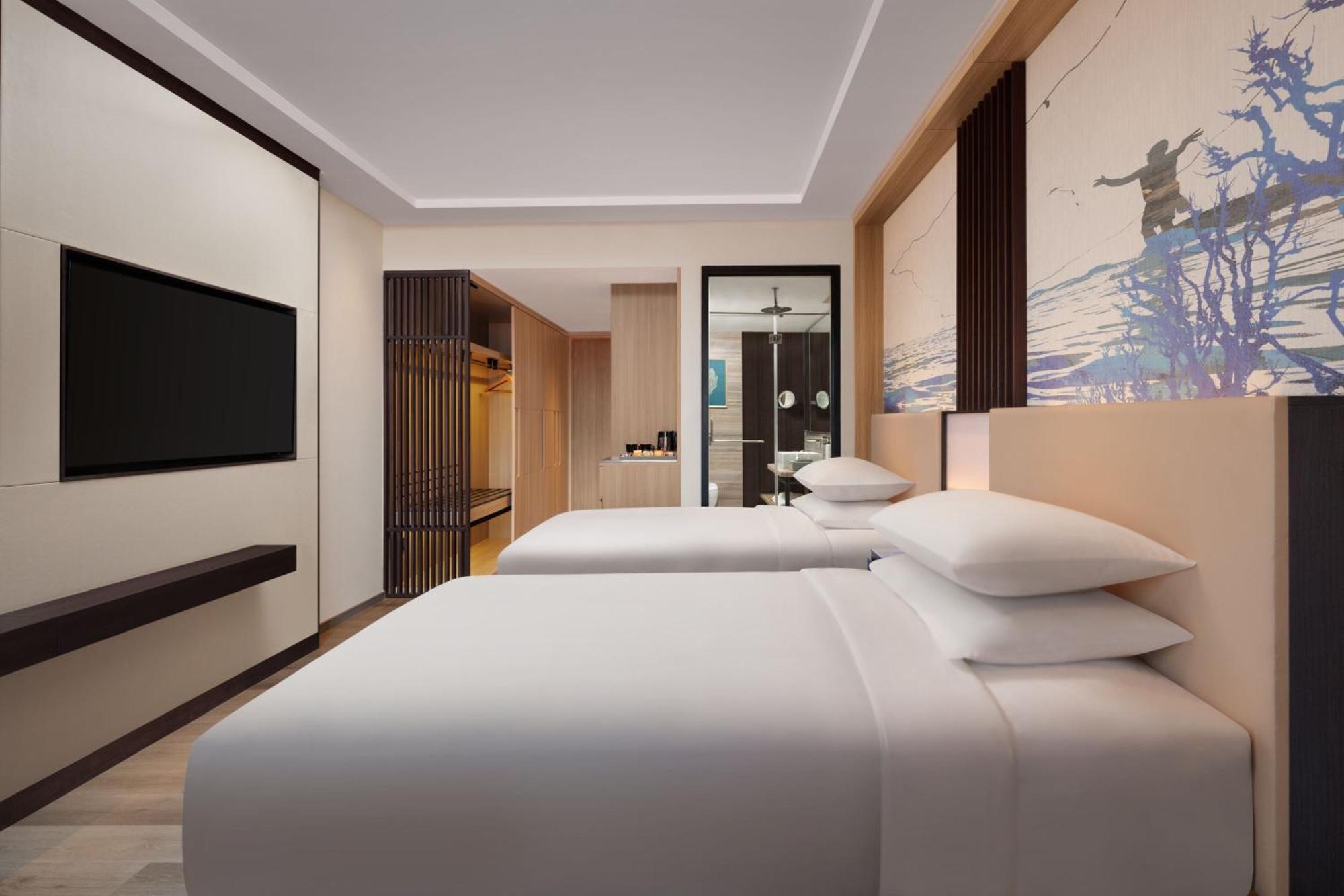 Courtyard By Marriott Goa Colva Hotel Ngoại thất bức ảnh