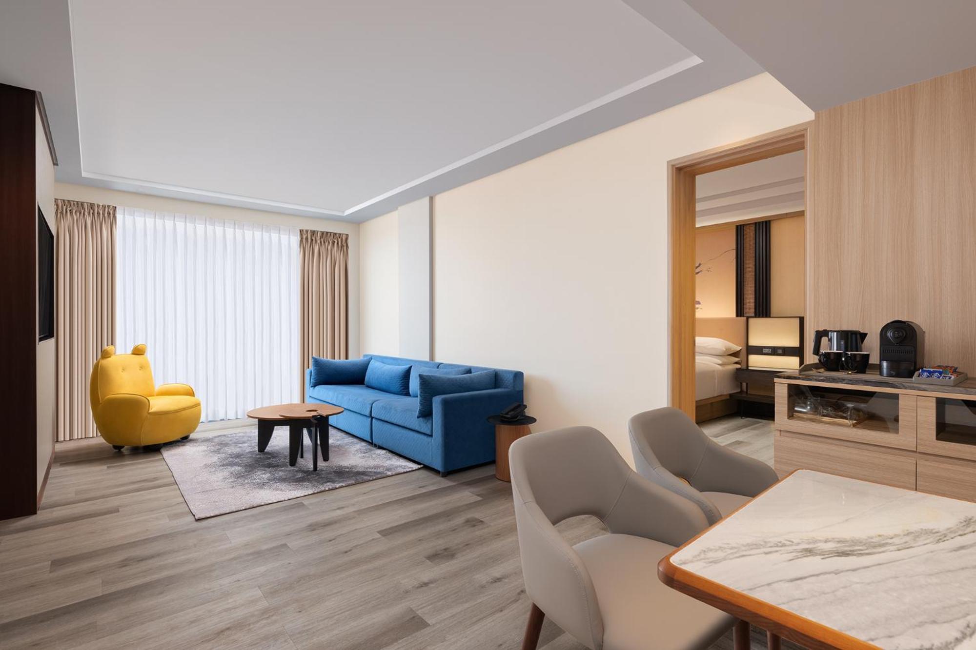 Courtyard By Marriott Goa Colva Hotel Ngoại thất bức ảnh