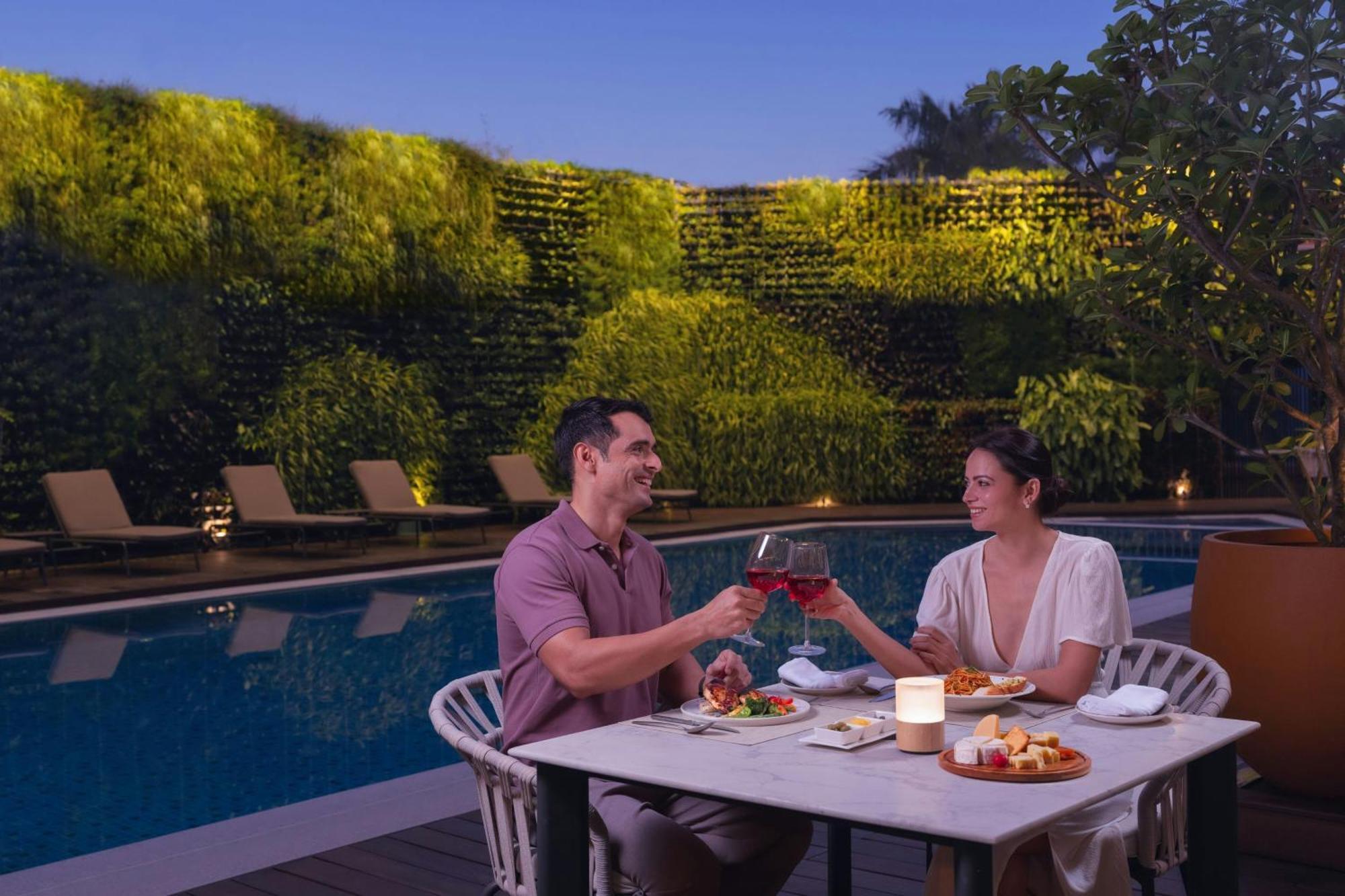 Courtyard By Marriott Goa Colva Hotel Ngoại thất bức ảnh