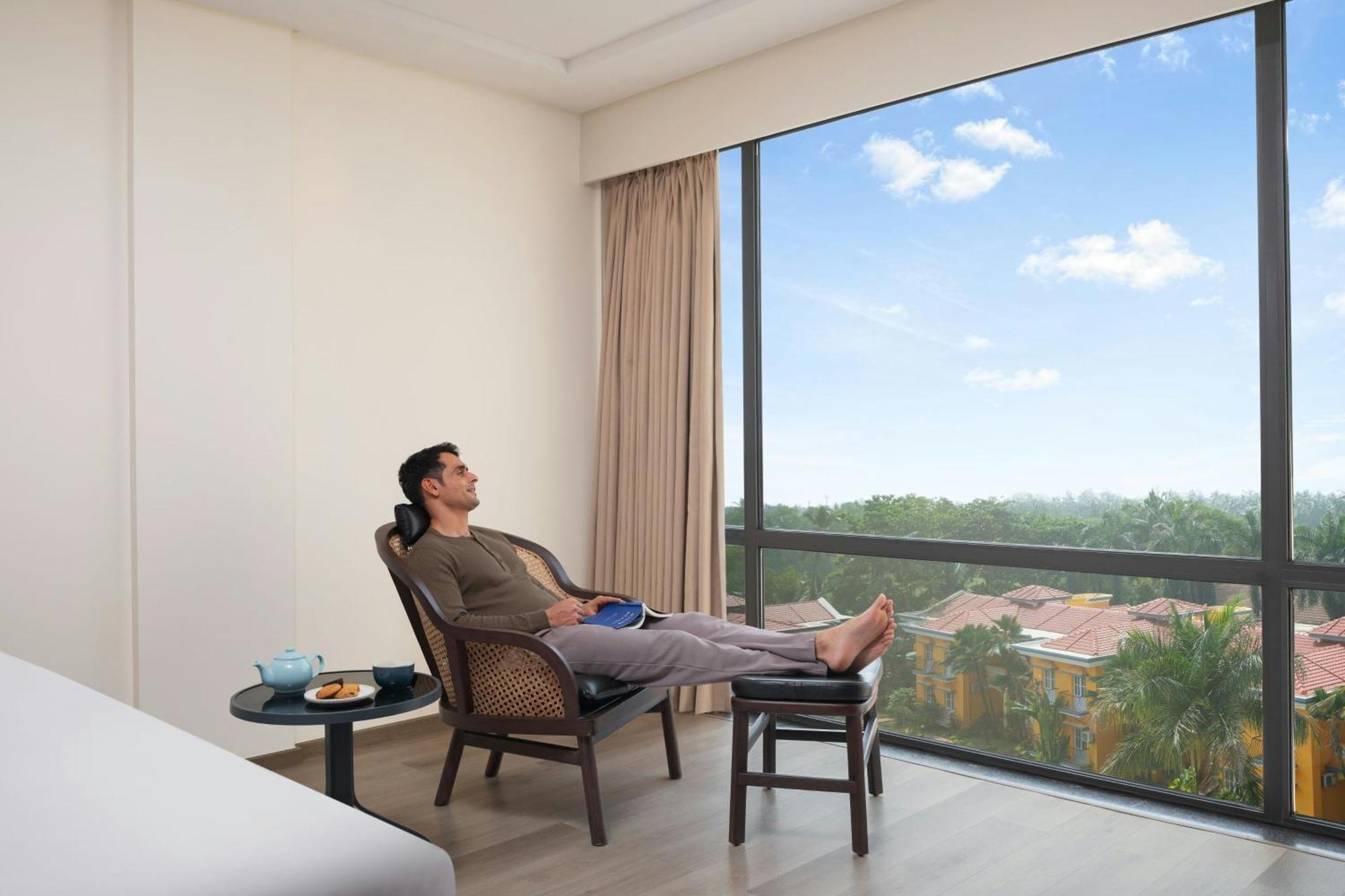Courtyard By Marriott Goa Colva Hotel Ngoại thất bức ảnh